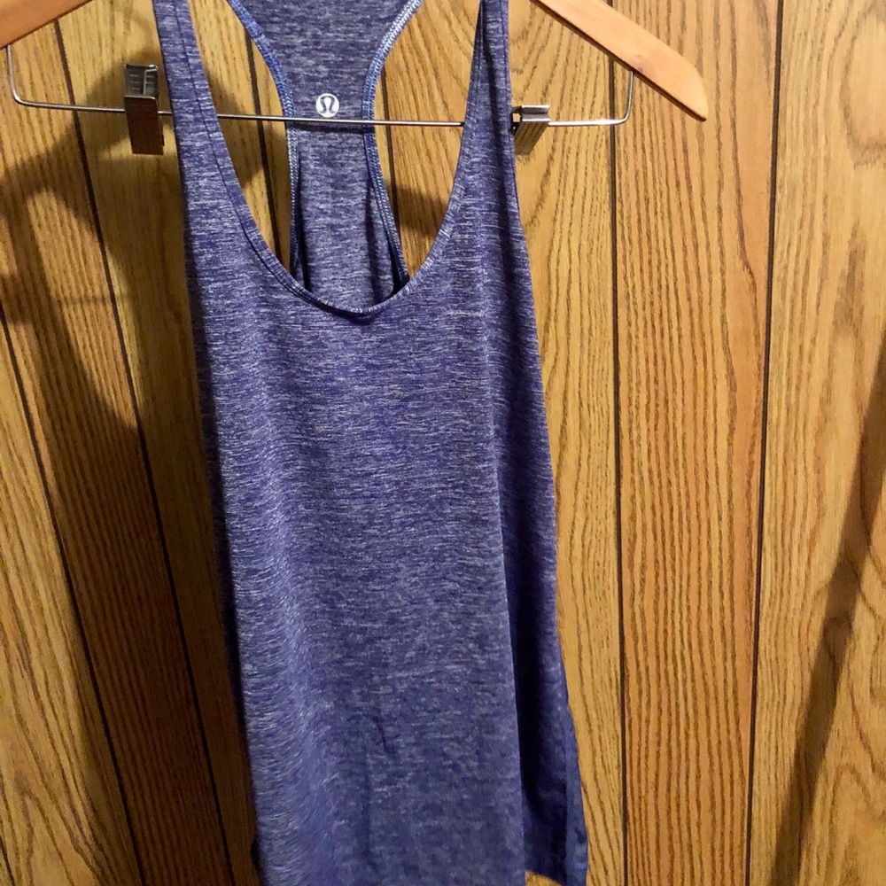 Lululemon tank